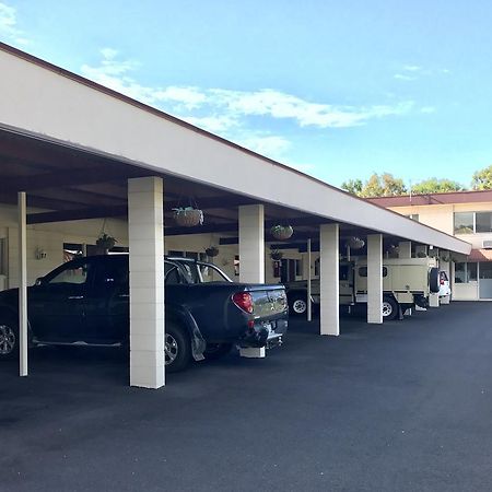 Cairns Motor Inn ภายนอก รูปภาพ