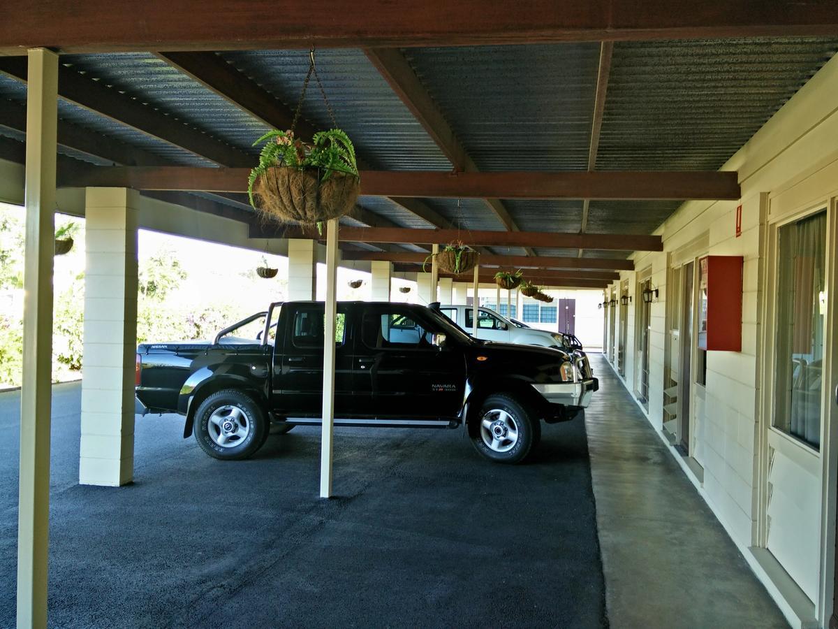 Cairns Motor Inn ภายนอก รูปภาพ