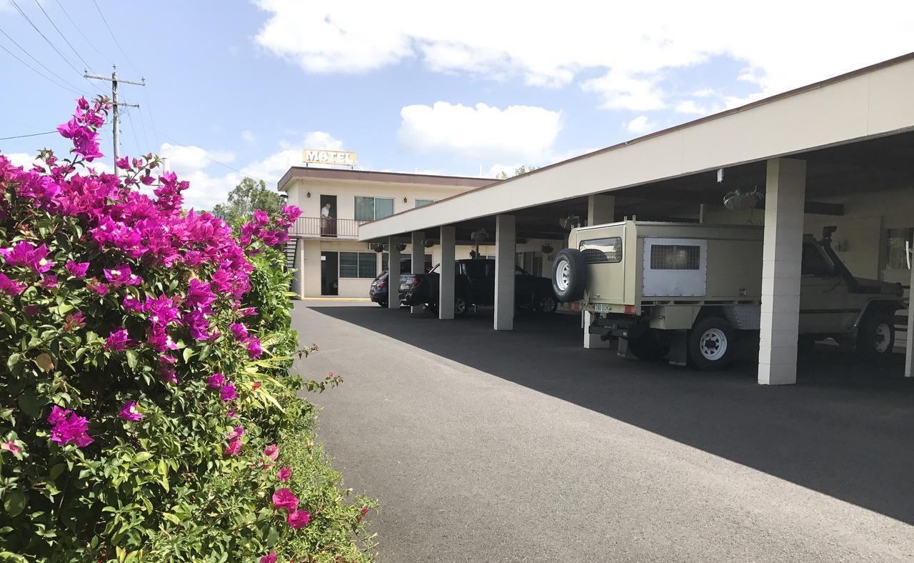 Cairns Motor Inn ภายนอก รูปภาพ